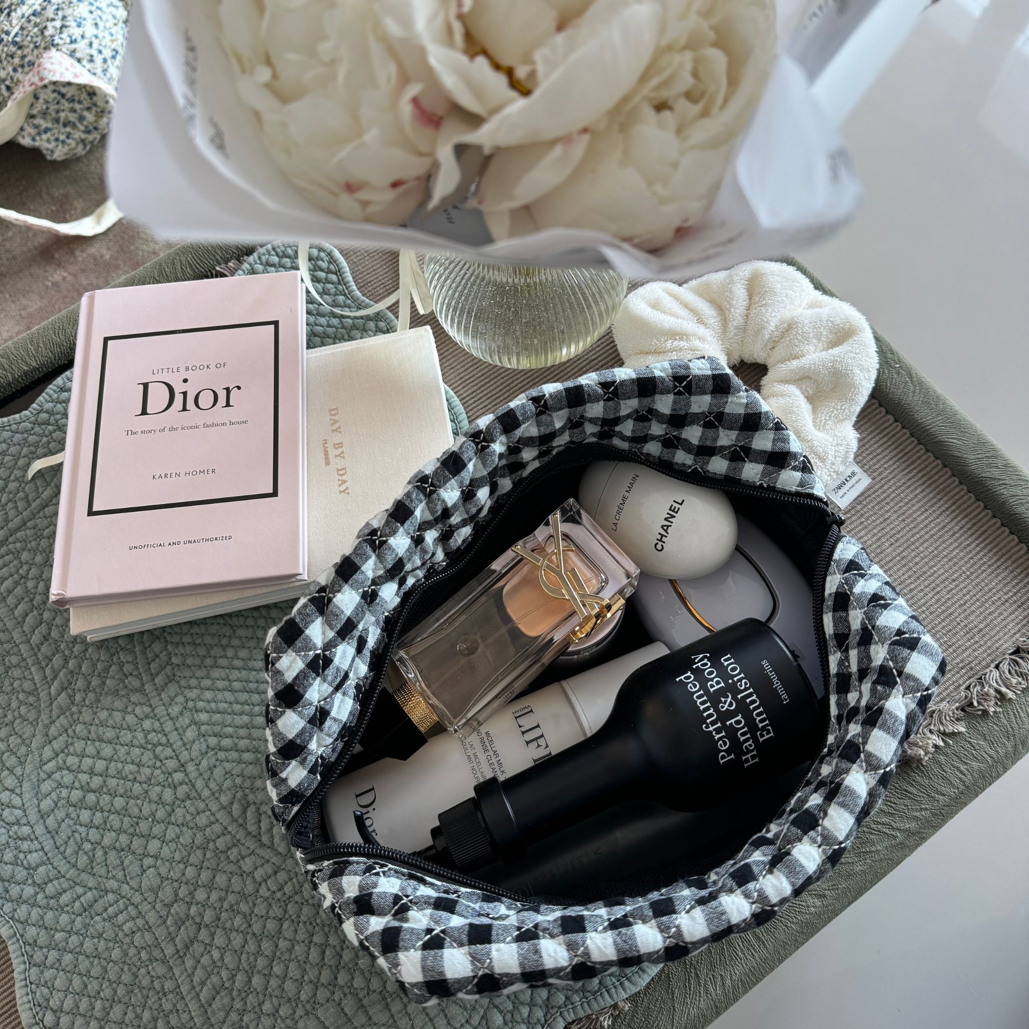 Classic Large Makeup Bag